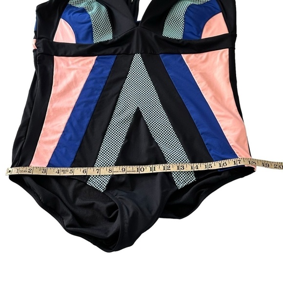 CITY CHIC COLOR BLOCK ONE PIECE SWIMSUIT SIZE MEDIUM/18 - Picture 13 of 16